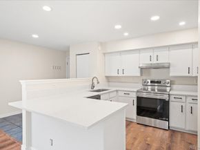 281 S Zinnia Way 2B, Denver CO 80228