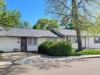 321 & 323 10th Avenue
