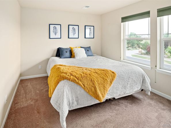 7485 S Jackson Gap Way, Aurora CO 80016