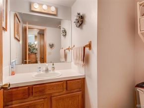 2912 Lake Park Way, Longmont CO 80503