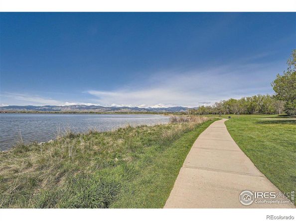 2912 Lake Park Way, Longmont CO 80503