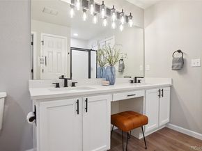 4271 S Blackhawk Circle 2C, Aurora CO 80014