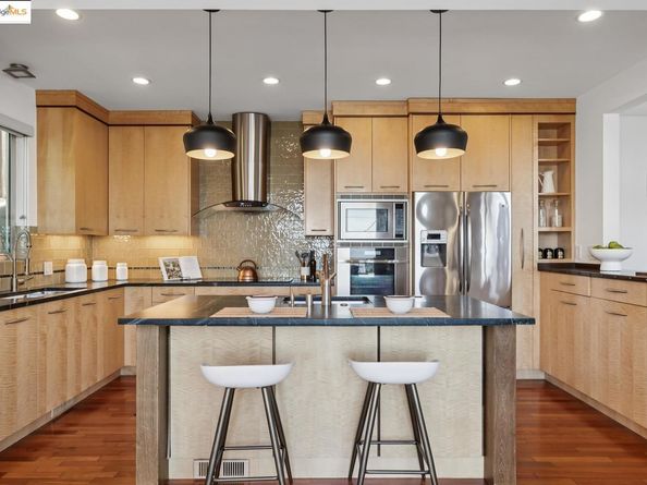 935 Grizzly Peak BLVD, Berkeley CA 94708