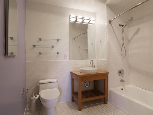 371 30th 201, Oakland CA 94609