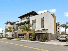 2677 State Street 301, Carlsbad CA 92008