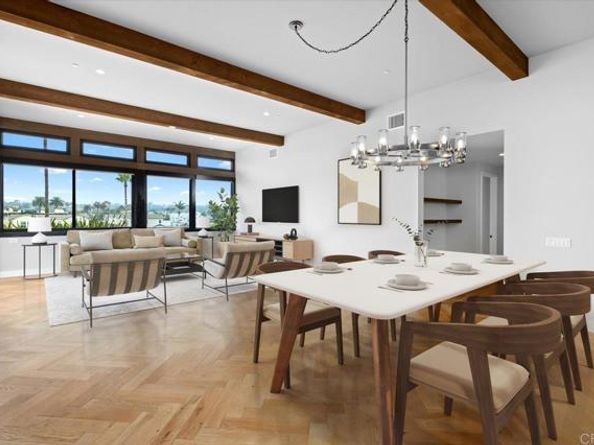 2677 State Street 301, Carlsbad CA 92008