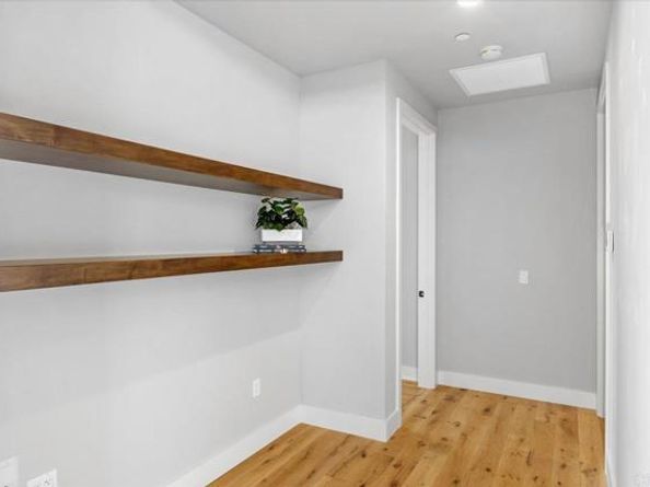 2677 State Street 301, Carlsbad CA 92008