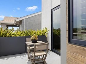 2677 State Street 301, Carlsbad CA 92008