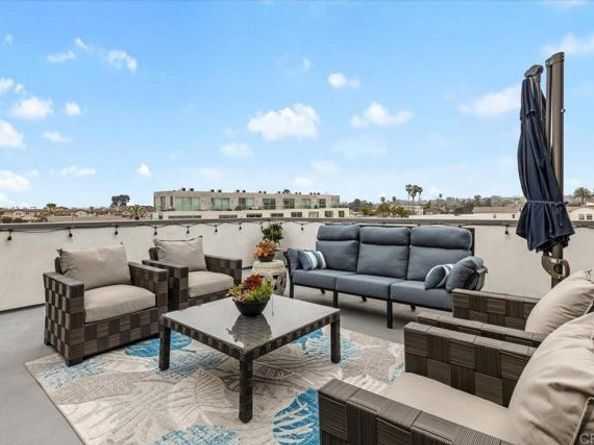 2677 State Street 301, Carlsbad CA 92008