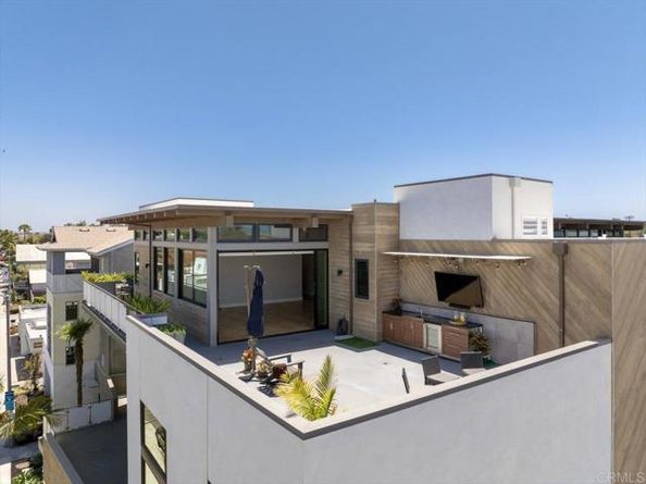 2677 State Street 301, Carlsbad CA 92008