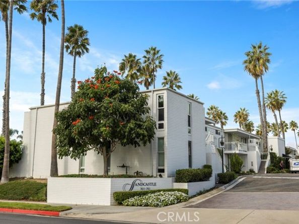 739 Avocado, Corona Del Mar (newport Beach) CA 92625