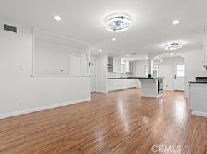 9617 Cedros, Panorama City (los Angeles) CA 91402