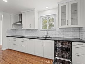 9617 Cedros, Panorama City (los Angeles) CA 91402