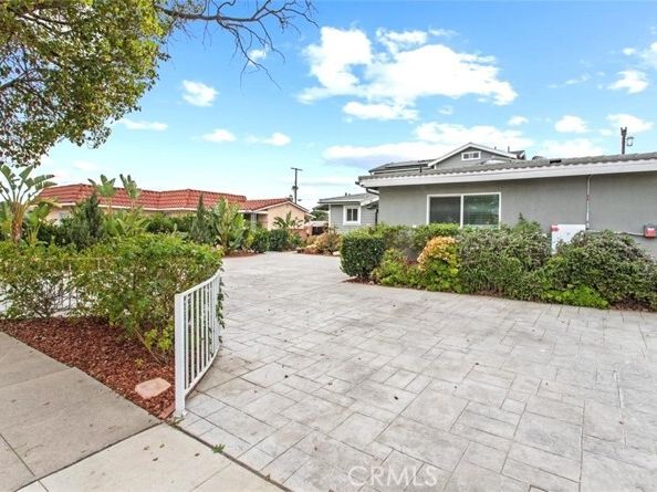 9617 Cedros, Panorama City (los Angeles) CA 91402