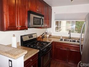 5520 Owensmouth Avenue 217, Woodland Hills (los Angeles) CA 91367