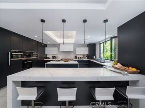 13524 D'Este Drive, Pacific Palisades (los Angeles) CA 90272