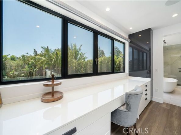 13524 D'Este Drive, Pacific Palisades (los Angeles) CA 90272