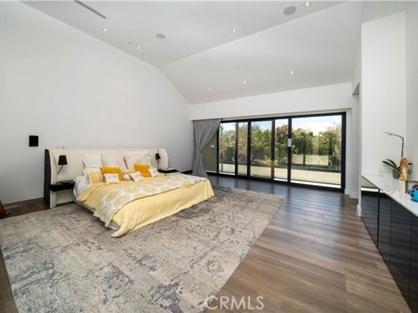 13524 D'Este Drive, Pacific Palisades (los Angeles) CA 90272