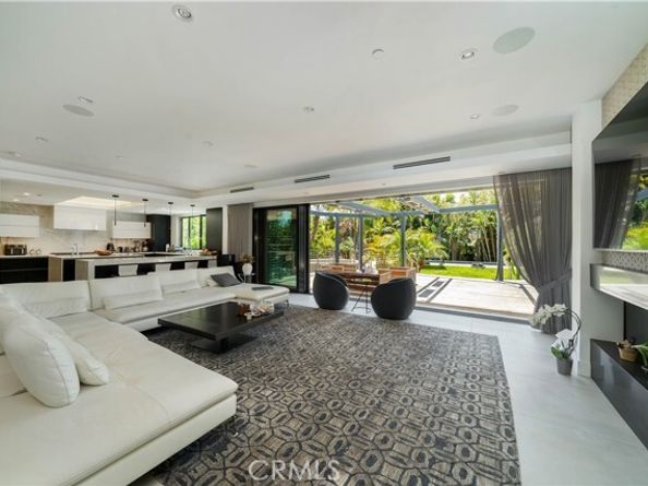 13524 D'Este Drive, Pacific Palisades (los Angeles) CA 90272