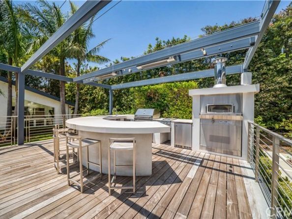 13524 D'Este Drive, Pacific Palisades (los Angeles) CA 90272