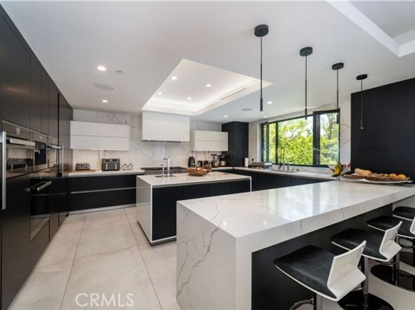 13524 D'Este Drive, Pacific Palisades (los Angeles) CA 90272