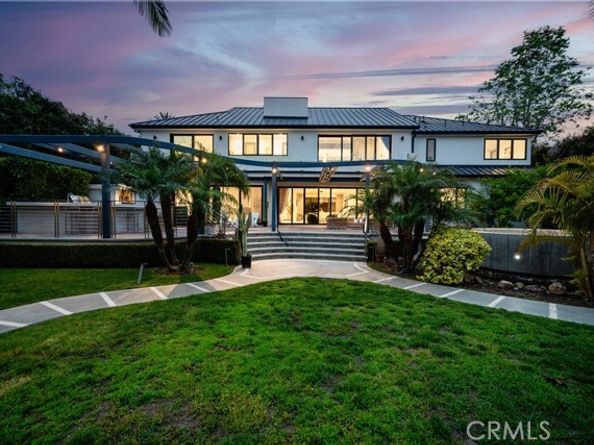 13524 D'Este Drive, Pacific Palisades (los Angeles) CA 90272