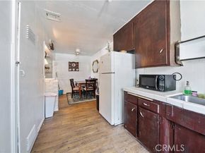 17135 San Jose Street, Granada Hills (los Angeles) CA 91344