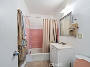 17135 San Jose Street, Granada Hills (los Angeles) CA 91344