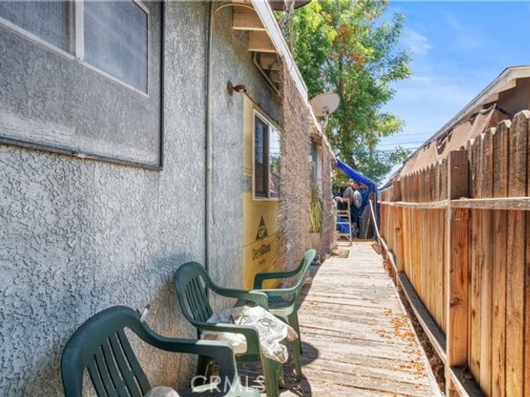 17135 San Jose Street, Granada Hills (los Angeles) CA 91344