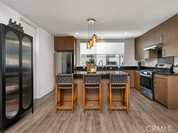 10861 Hartsook Street, North Hollywood (los Angeles) CA 91601