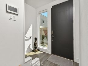10861 Hartsook Street, North Hollywood (los Angeles) CA 91601