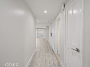 19029 Nordhoff Street 103, Northridge (los Angeles) CA 91324