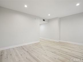 19029 Nordhoff Street 103, Northridge (los Angeles) CA 91324
