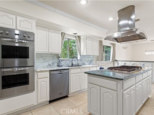 4616 Coyle, Woodland Hills (los Angeles) CA 91364