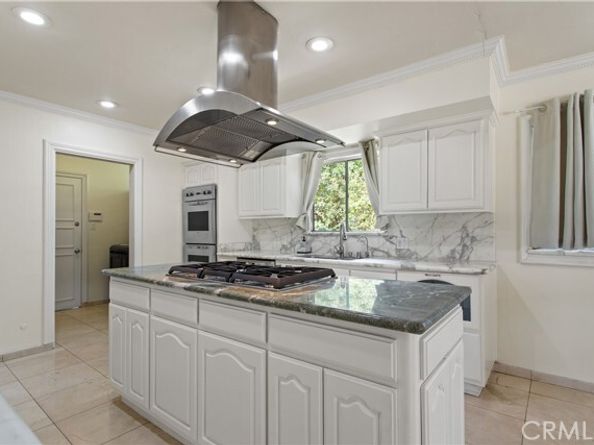 4616 Coyle, Woodland Hills (los Angeles) CA 91364