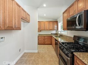 7700 Rhea Avenue, Reseda (los Angeles) CA 91335