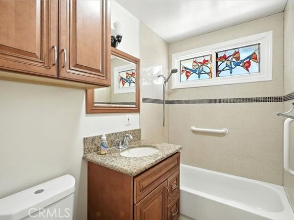 7700 Rhea Avenue, Reseda (los Angeles) CA 91335
