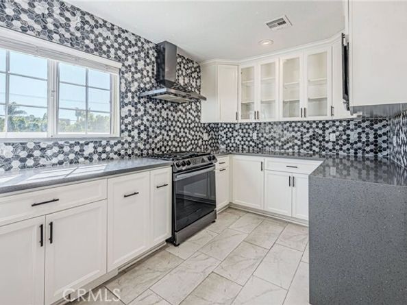 14106 Gruen Street, Arleta (los Angeles) CA 91331