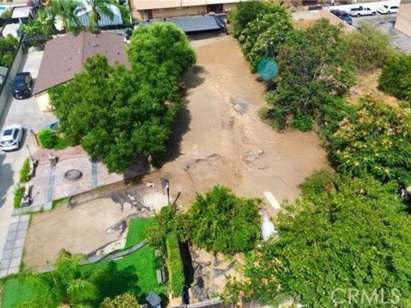 8417 Columbus Avenue, North Hills (los Angeles) CA 91343