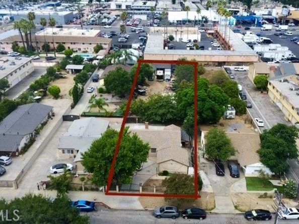 8417 Columbus Avenue, North Hills (los Angeles) CA 91343
