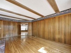 8383 Paso Robles Avenue, Northridge (los Angeles) CA 91325