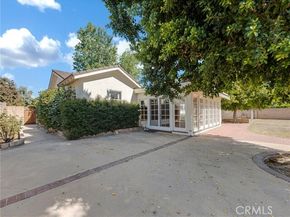 8383 Paso Robles Avenue, Northridge (los Angeles) CA 91325