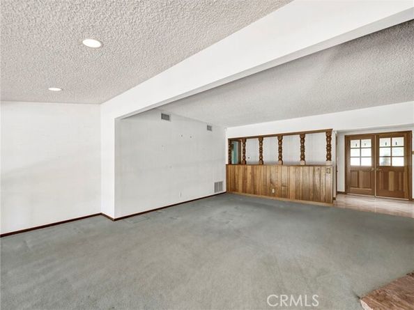 8383 Paso Robles Avenue, Northridge (los Angeles) CA 91325
