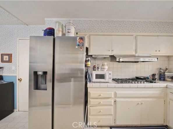 19816 Marilla, Chatsworth (los Angeles) CA 91311