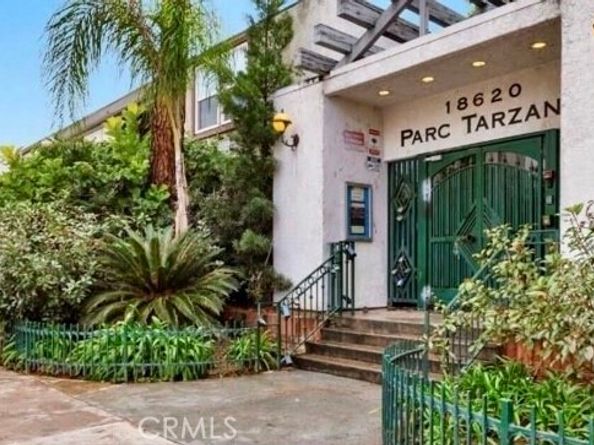 18620 Hatteras 104, Tarzana (los Angeles) CA 91356