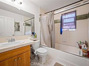 14661 oak road, Sylmar (los Angeles) CA 91342