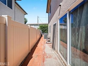 14661 oak road, Sylmar (los Angeles) CA 91342