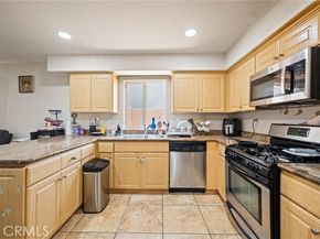 14661 oak road, Sylmar (los Angeles) CA 91342