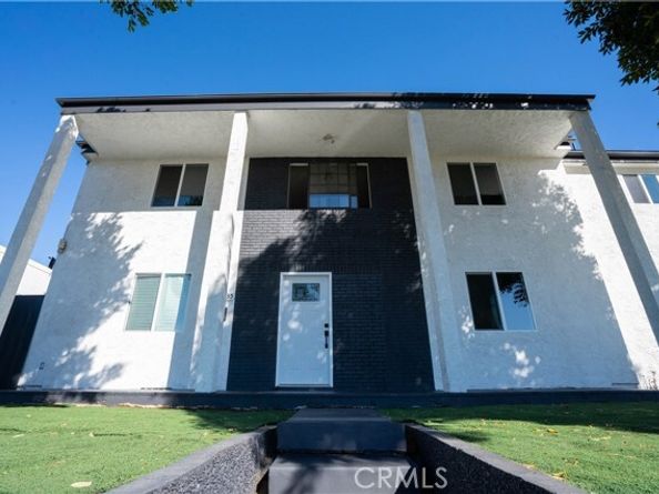 16235 Plummer, North Hills (los Angeles) CA 91343