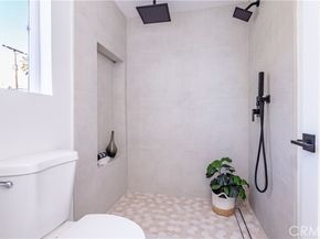 16235 Plummer, North Hills (los Angeles) CA 91343